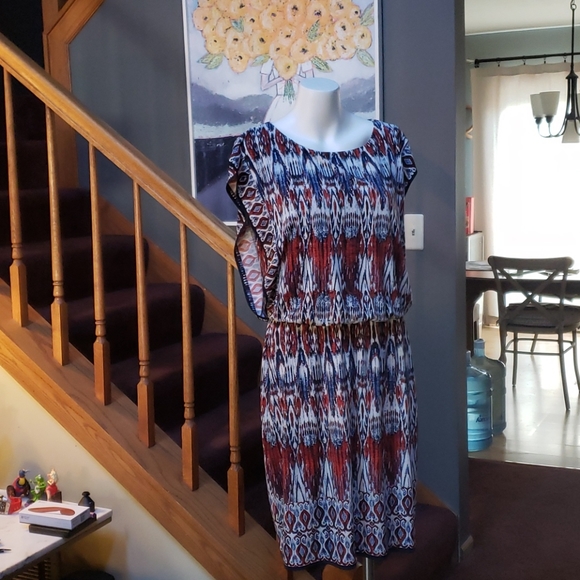 Red and blue patterned dress - Picture 3 of 3